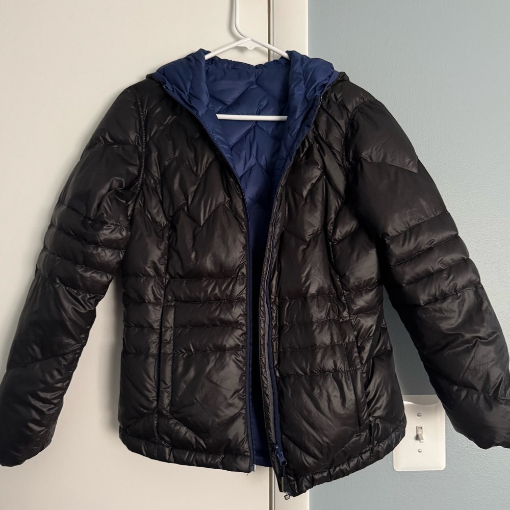 Lole Reversible Lightweight Down Hooded Jacket. Size Small. Like new condition.